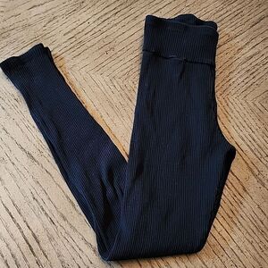 H&M black ribbed leggings size S